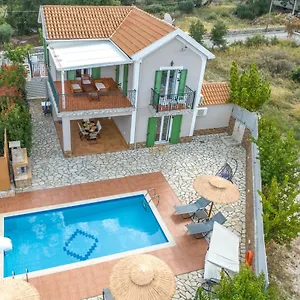 villa-kanelis.kefaloniahotels.net/