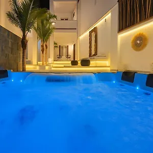 mykonos-double.hotels-in-mykonosisland.net/
