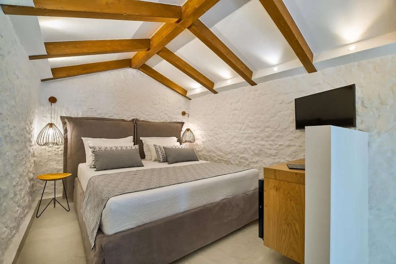 Vista Del Porto Luxury Suites Rethymno 0*,  Grecia